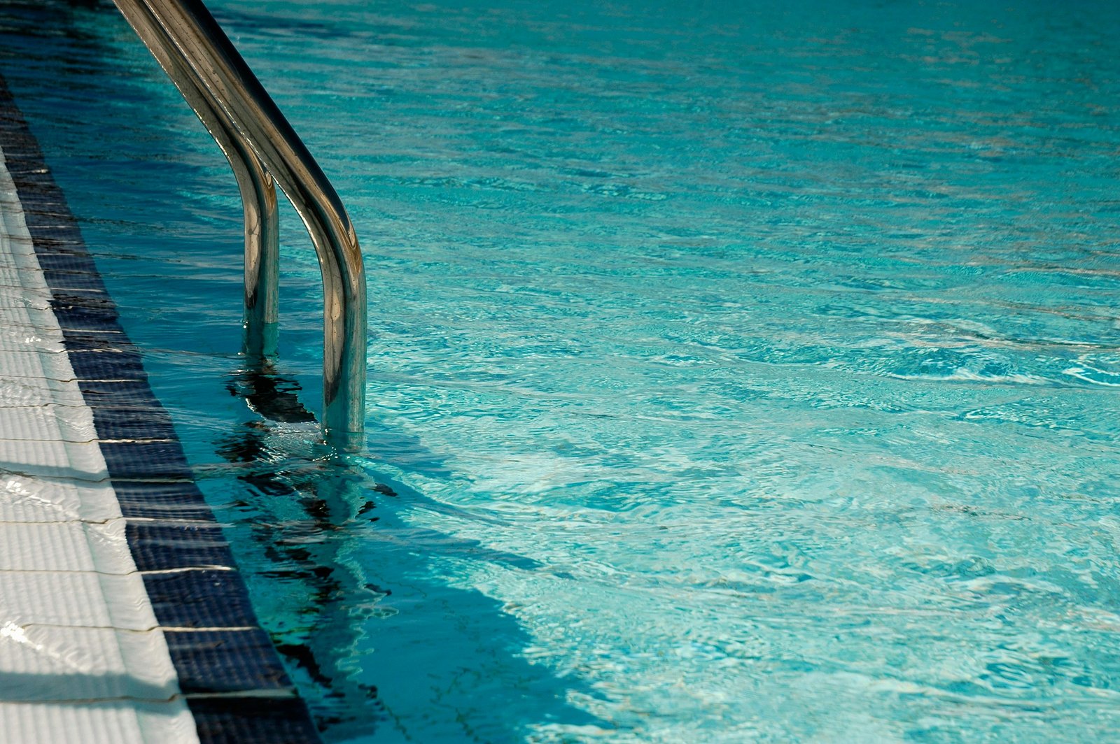Layanan Bedji Oyo Pools